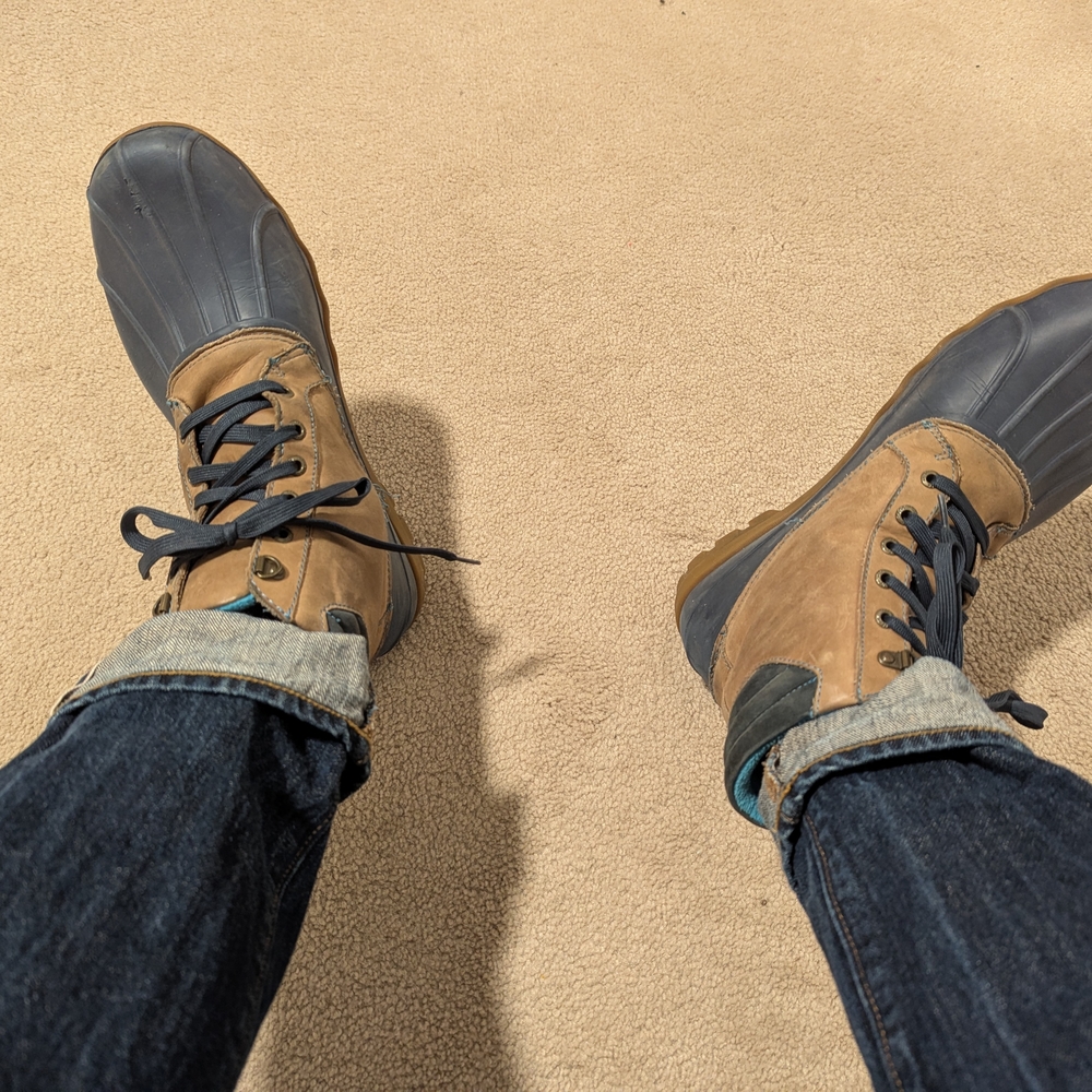 Sperry Men's Tan and Blue Waterproof Boots